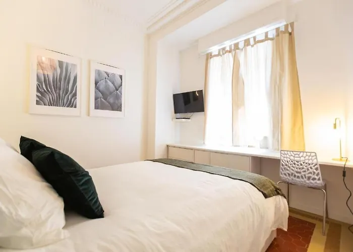 3 Min A Pied De La Gare St Charles - 3 Chambres Avec Clim, Sdb Et Tv